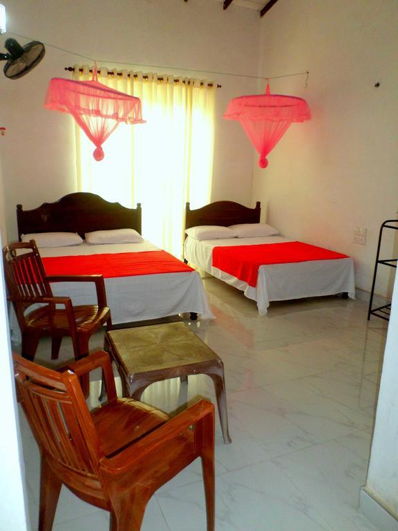Hotel Lion Rest Anuradhapura Zewnętrze zdjęcie