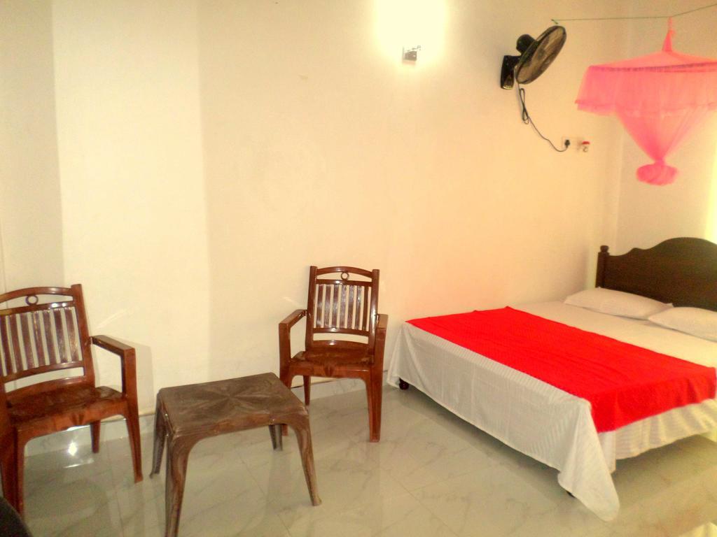 Hotel Lion Rest Anuradhapura Zewnętrze zdjęcie