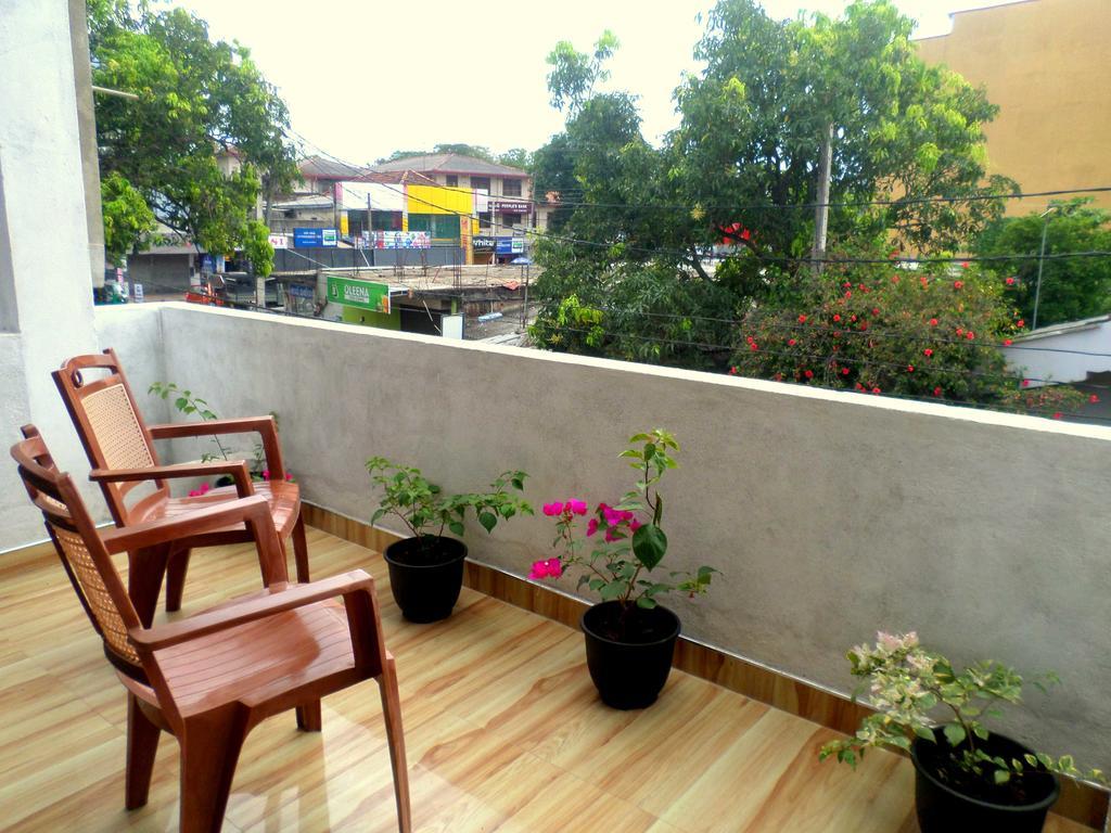 Hotel Lion Rest Anuradhapura Zewnętrze zdjęcie