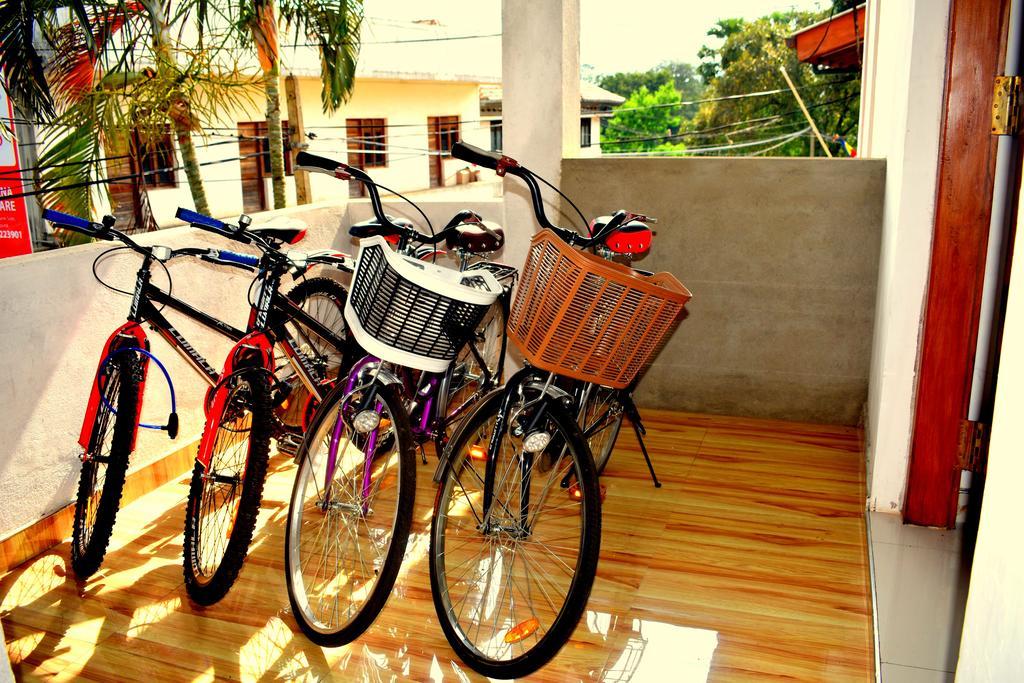 Hotel Lion Rest Anuradhapura Zewnętrze zdjęcie