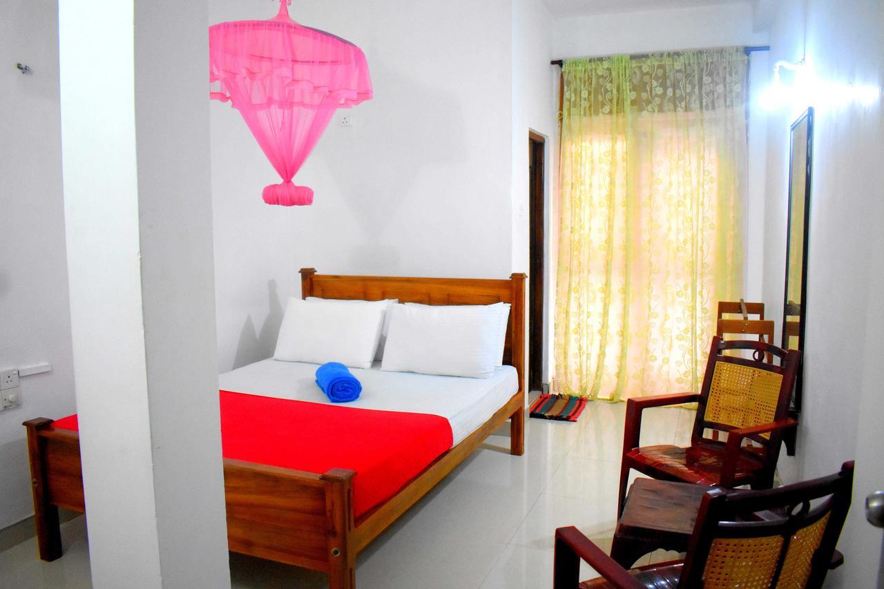 Hotel Lion Rest Anuradhapura Zewnętrze zdjęcie